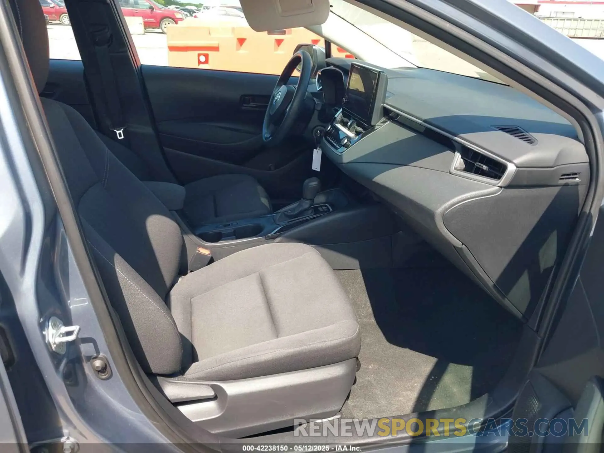 5 fotografías del automóvil dañado 5YFB4MDE4RP089021 TOYOTA COROLLA 2024