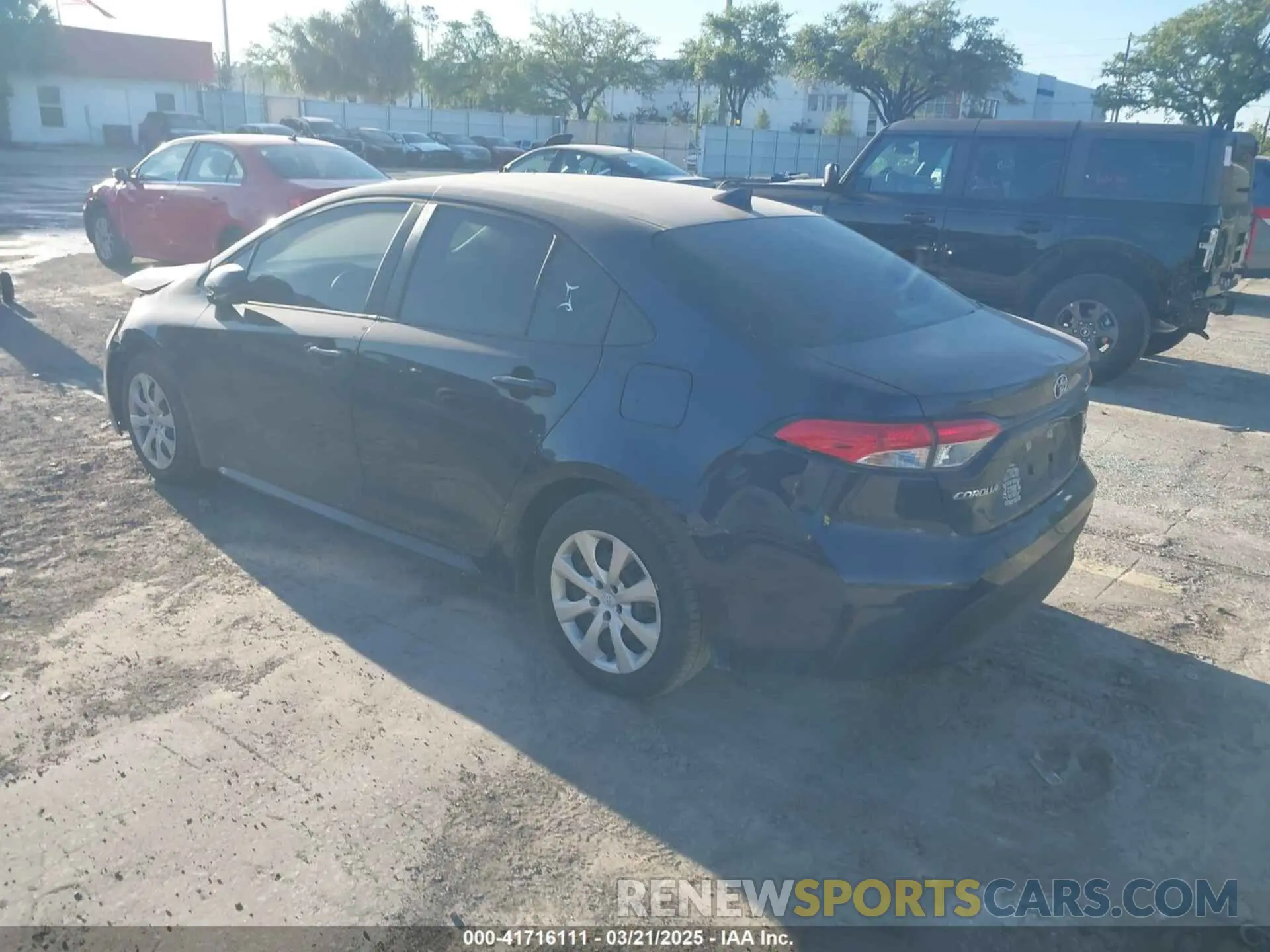 3 fotografías del automóvil dañado 5YFB4MDE4RP102687 TOYOTA COROLLA 2024