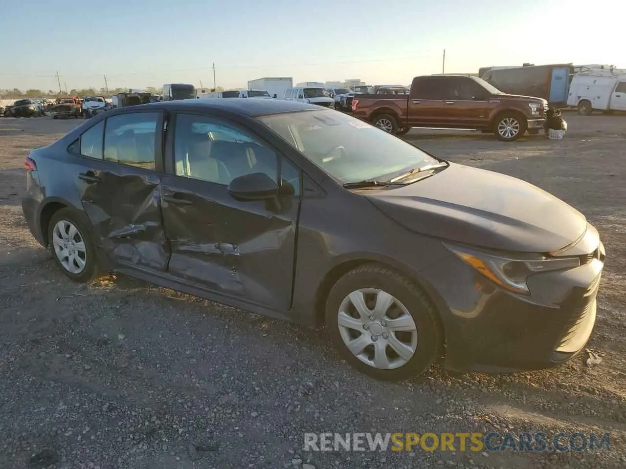 4 fotografías del automóvil dañado 5YFB4MDE4RP105394 TOYOTA COROLLA 2024