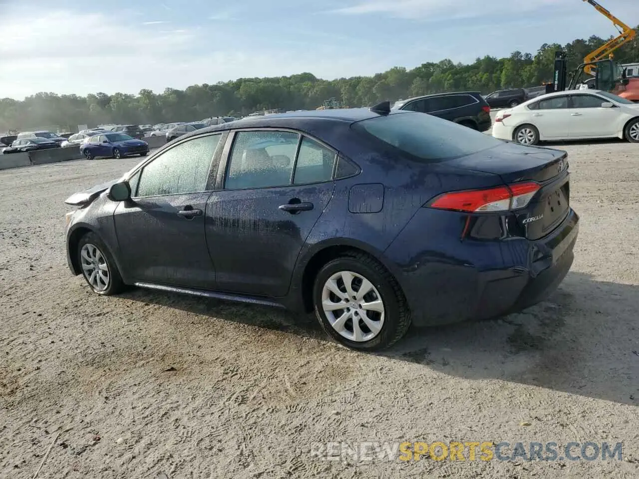 2 fotografías del automóvil dañado 5YFB4MDE4RP111146 TOYOTA COROLLA 2024