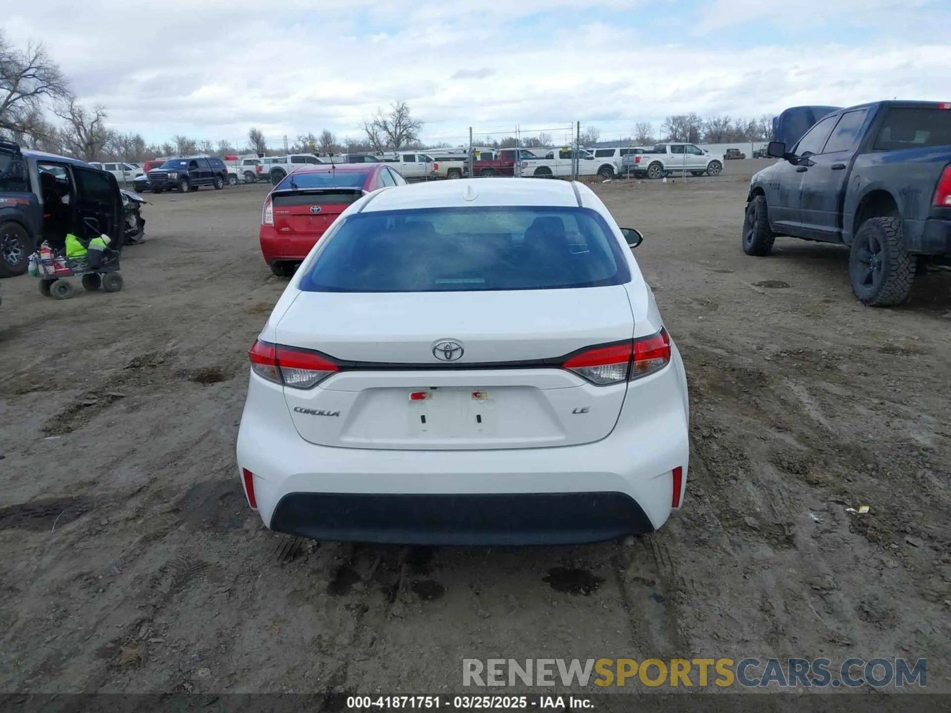 16 fotografías del automóvil dañado 5YFB4MDE4RP111180 TOYOTA COROLLA 2024