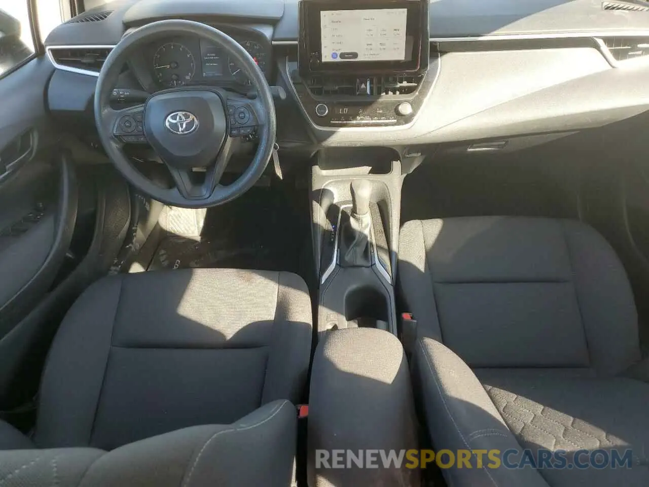 8 fotografías del automóvil dañado 5YFB4MDE4RP128108 TOYOTA COROLLA 2024