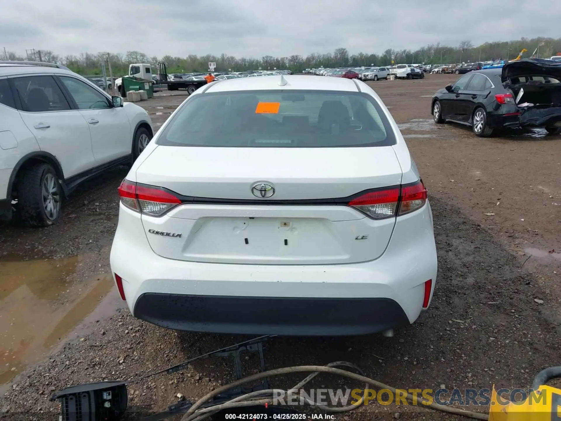 17 fotografías del automóvil dañado 5YFB4MDE4RP128125 TOYOTA COROLLA 2024