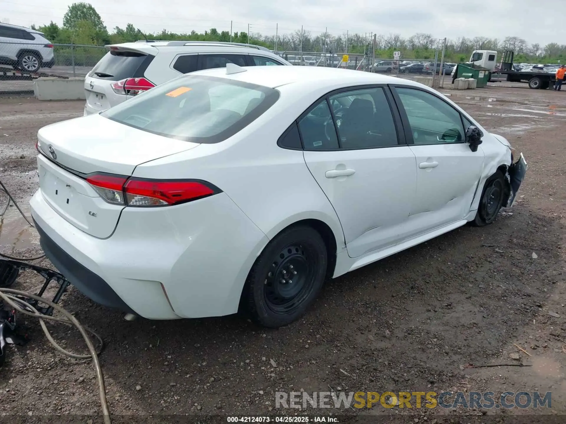 4 fotografías del automóvil dañado 5YFB4MDE4RP128125 TOYOTA COROLLA 2024