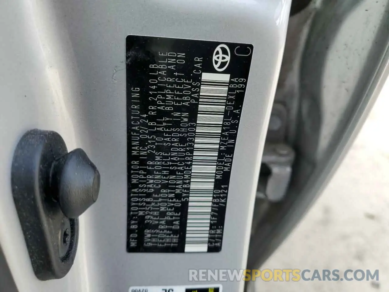 12 fotografías del automóvil dañado 5YFB4MDE4RP133003 TOYOTA COROLLA 2024