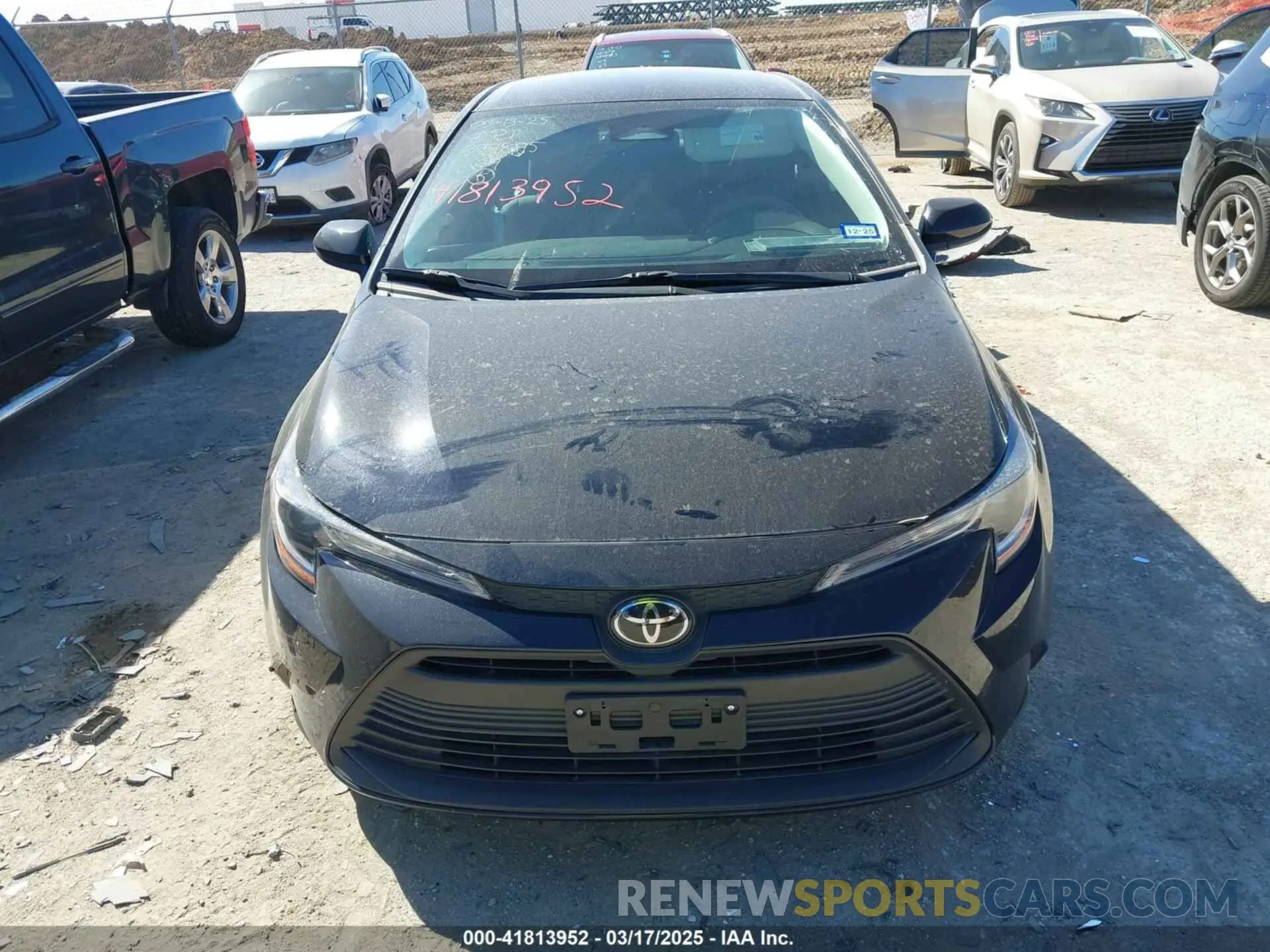 12 fotografías del automóvil dañado 5YFB4MDE4RP140520 TOYOTA COROLLA 2024