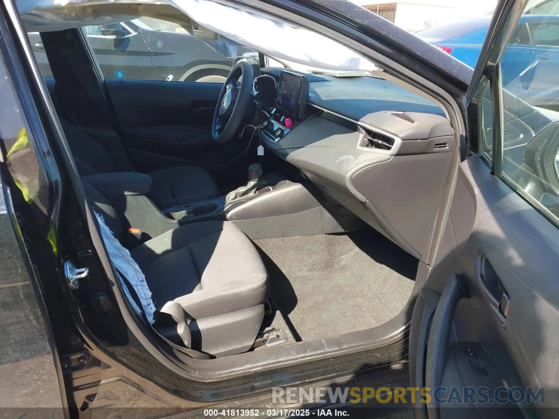5 fotografías del automóvil dañado 5YFB4MDE4RP140520 TOYOTA COROLLA 2024