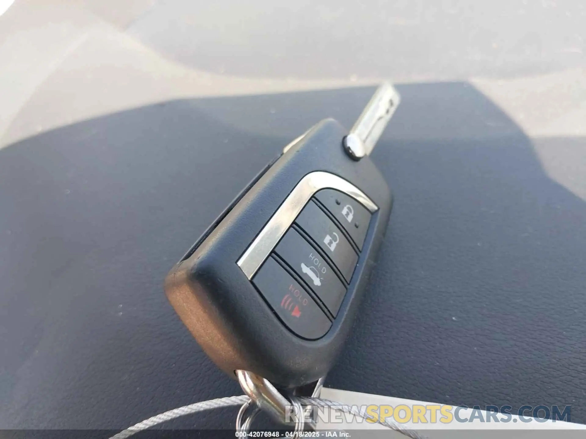 11 fotografías del automóvil dañado 5YFB4MDE4RP144938 TOYOTA COROLLA 2024