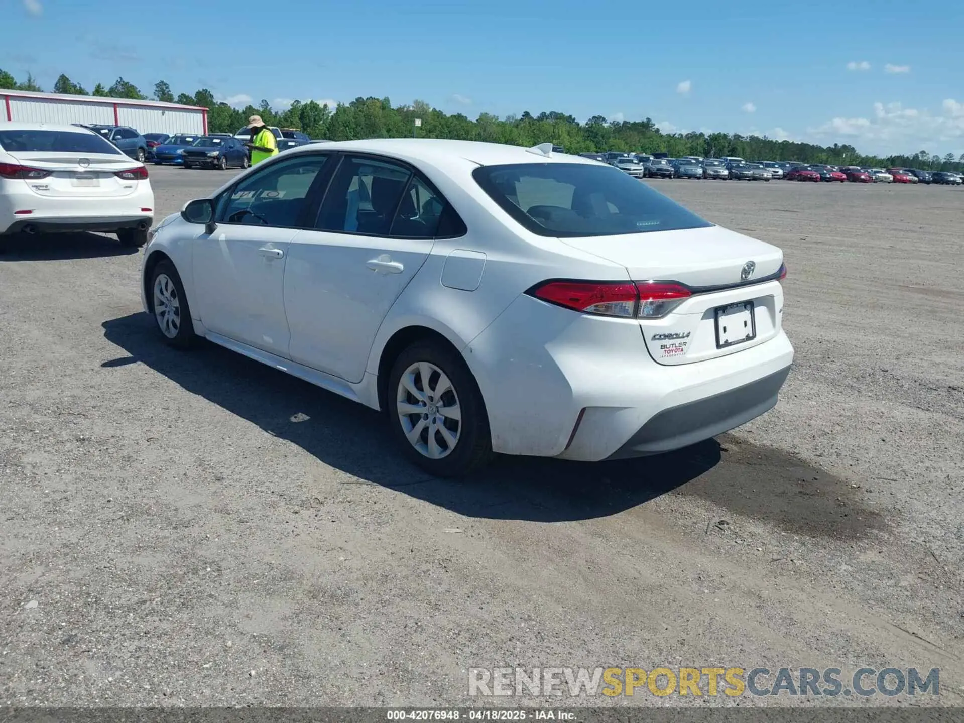 3 fotografías del automóvil dañado 5YFB4MDE4RP144938 TOYOTA COROLLA 2024