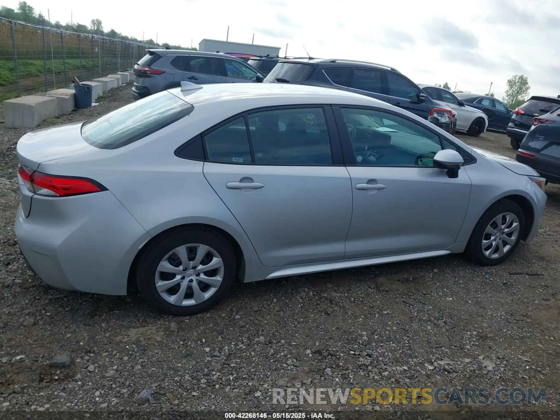 13 fotografías del automóvil dañado 5YFB4MDE4RP150562 TOYOTA COROLLA 2024