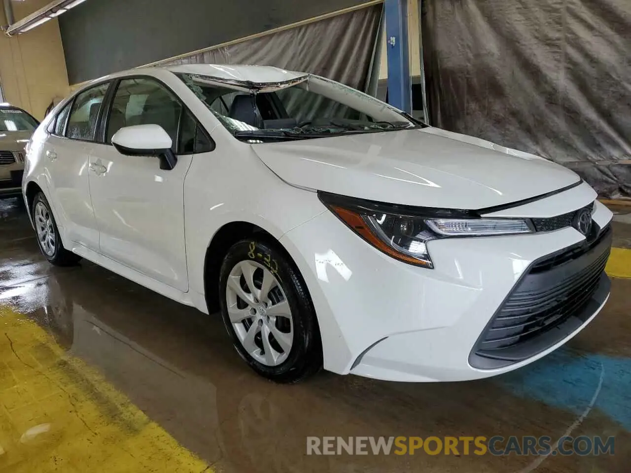 4 fotografías del automóvil dañado 5YFB4MDE4RP194187 TOYOTA COROLLA 2024