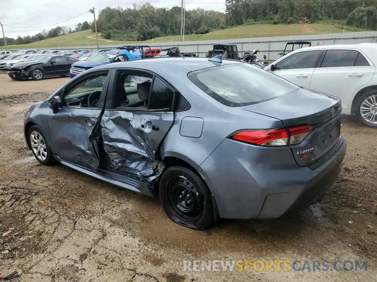 2 fotografías del automóvil dañado 5YFB4MDE4RP197798 TOYOTA COROLLA 2024