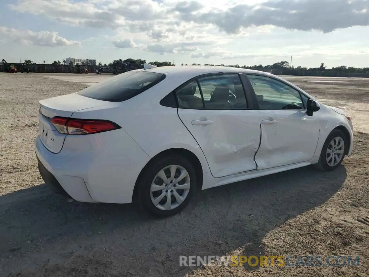 3 fotografías del automóvil dañado 5YFB4MDE4RP204572 TOYOTA COROLLA 2024