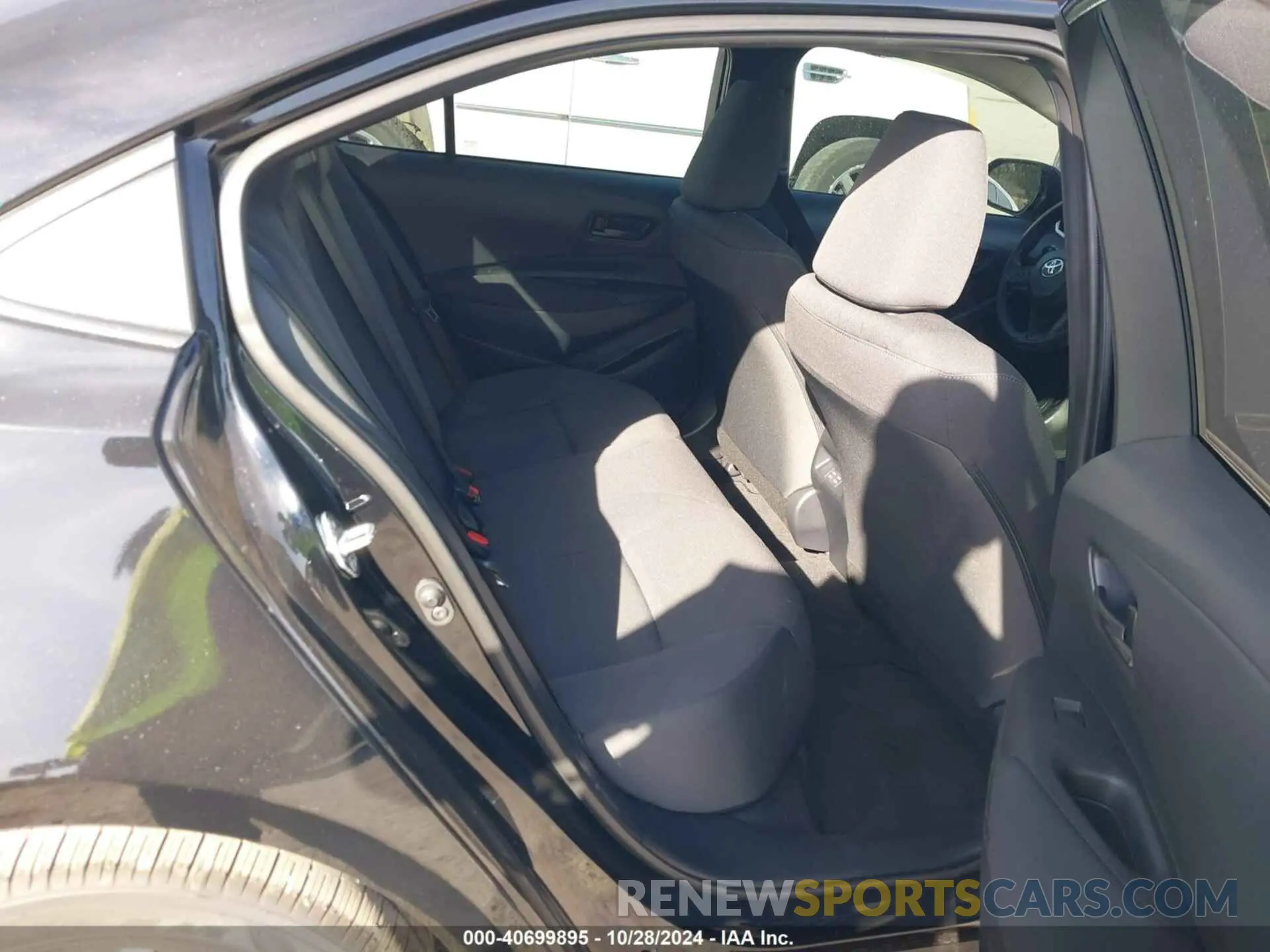 8 fotografías del automóvil dañado 5YFB4MDE4RP216513 TOYOTA COROLLA 2024