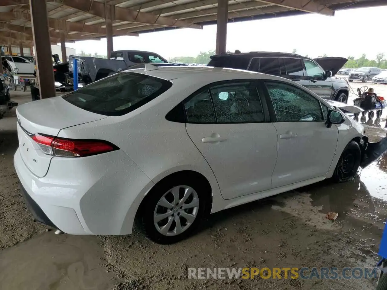 3 fotografías del automóvil dañado 5YFB4MDE5RP090923 TOYOTA COROLLA 2024