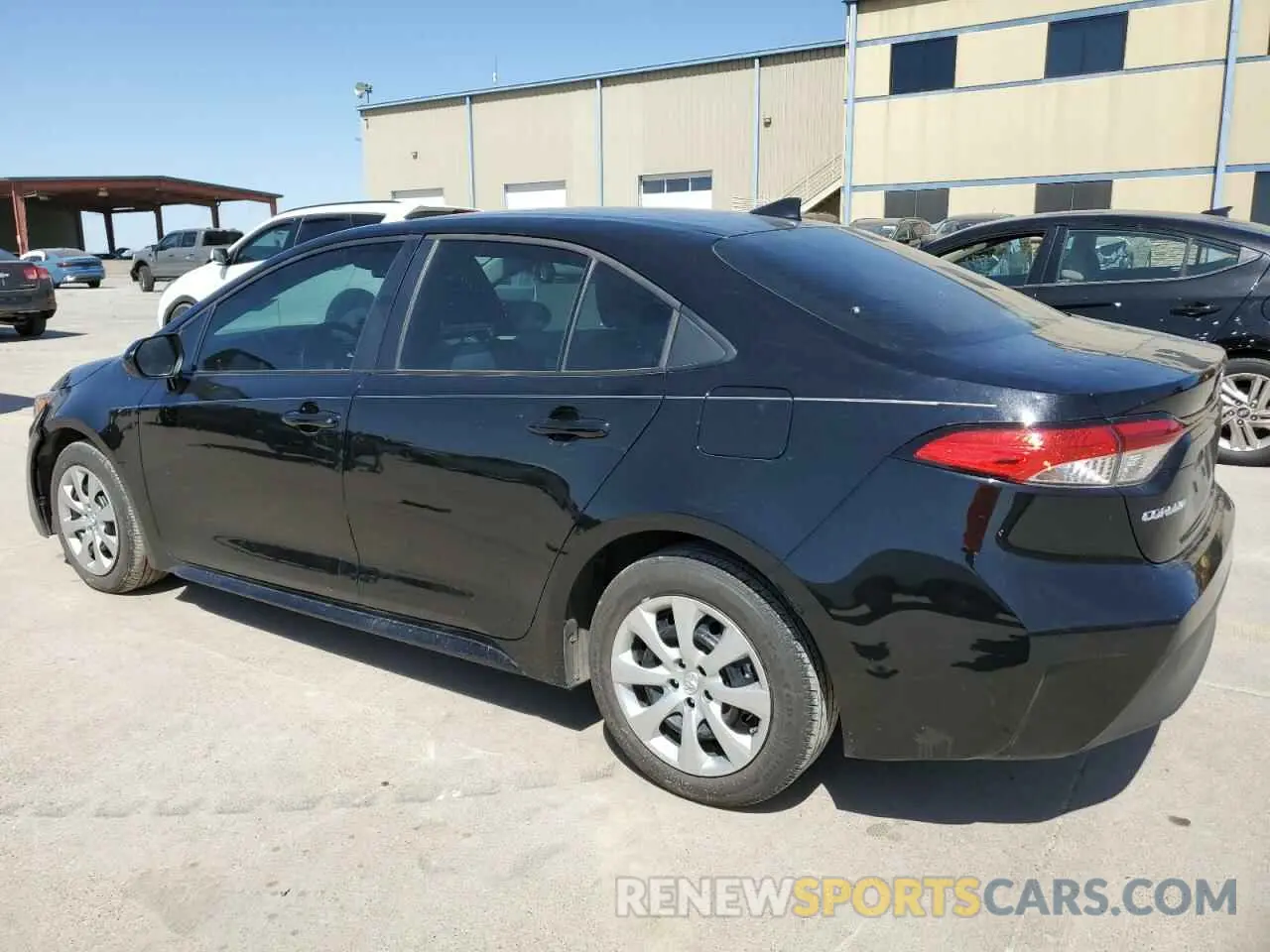2 fotografías del automóvil dañado 5YFB4MDE5RP100723 TOYOTA COROLLA 2024