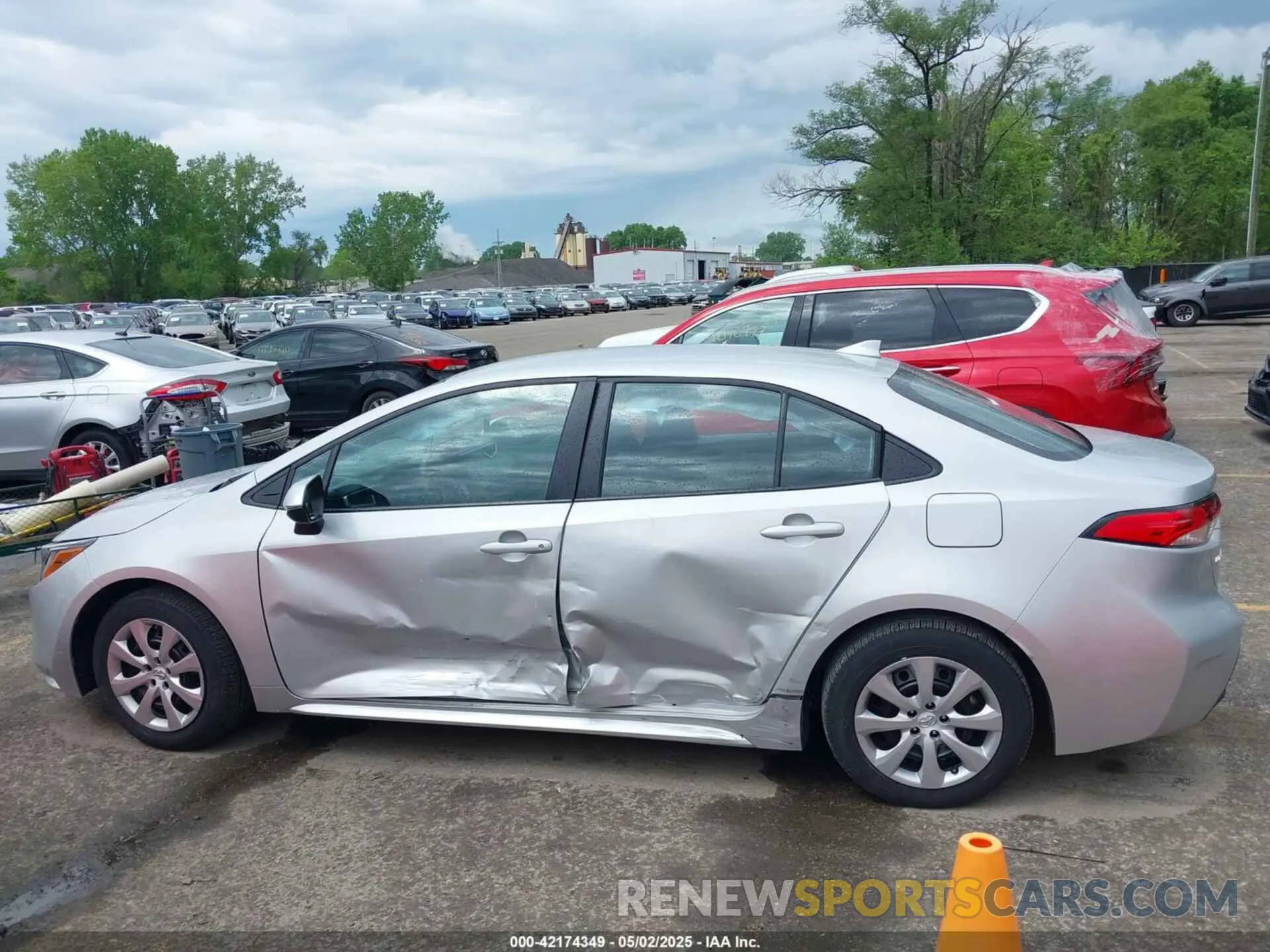 14 fotografías del automóvil dañado 5YFB4MDE5RP110281 TOYOTA COROLLA 2024