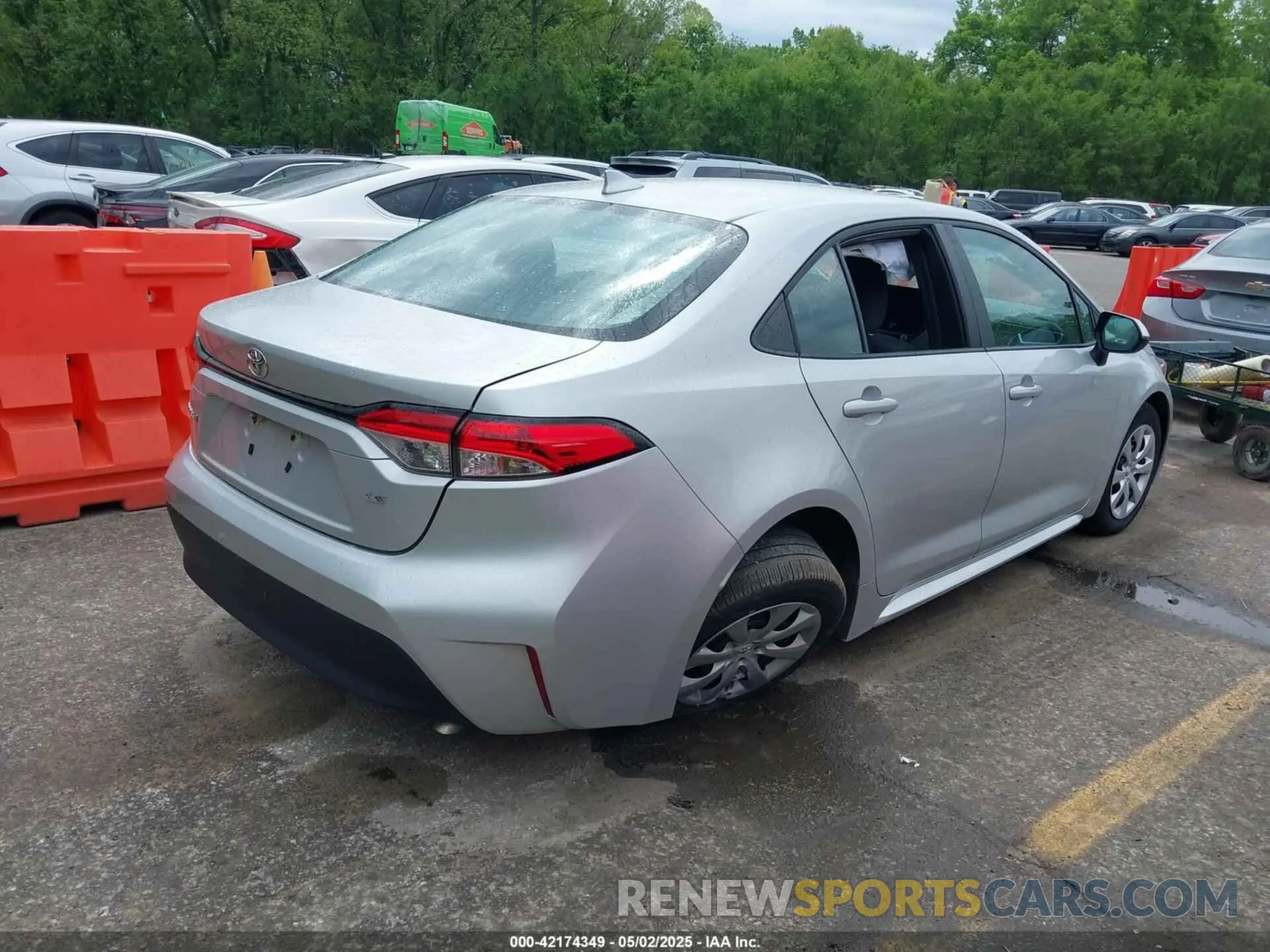 4 fotografías del automóvil dañado 5YFB4MDE5RP110281 TOYOTA COROLLA 2024