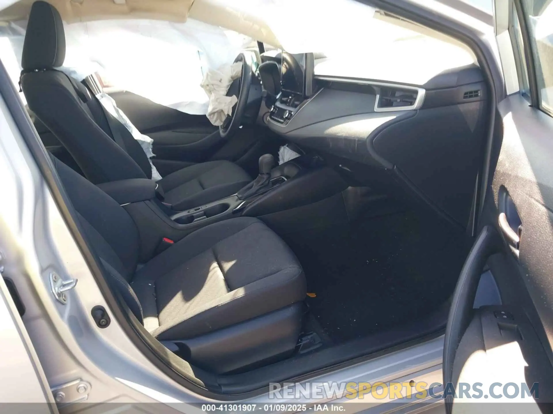5 fotografías del automóvil dañado 5YFB4MDE5RP113505 TOYOTA COROLLA 2024