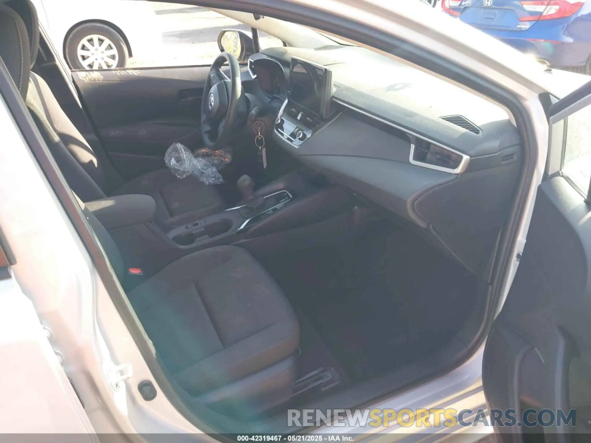 5 fotografías del automóvil dañado 5YFB4MDE5RP122429 TOYOTA COROLLA 2024