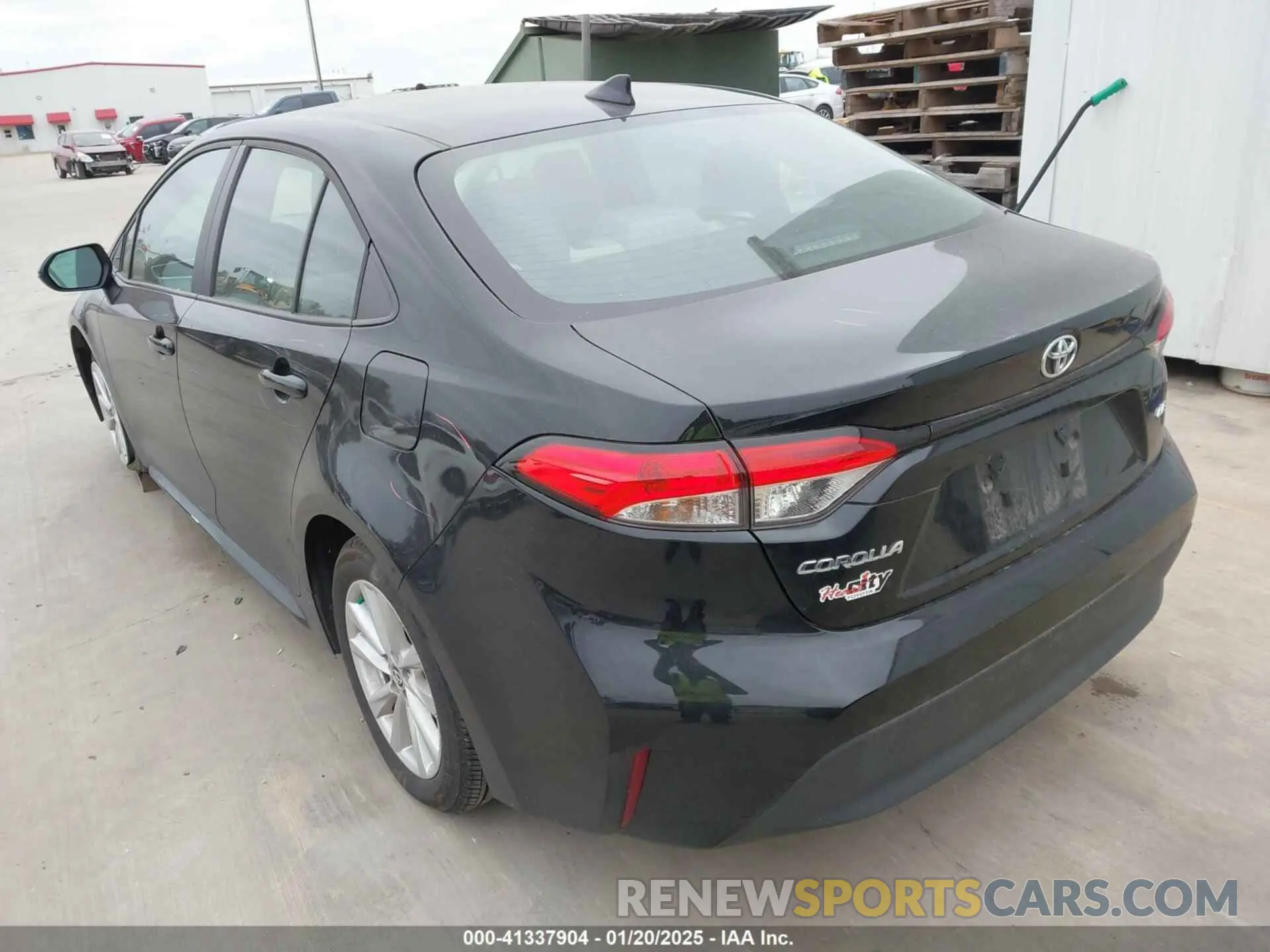 3 fotografías del automóvil dañado 5YFB4MDE5RP127503 TOYOTA COROLLA 2024
