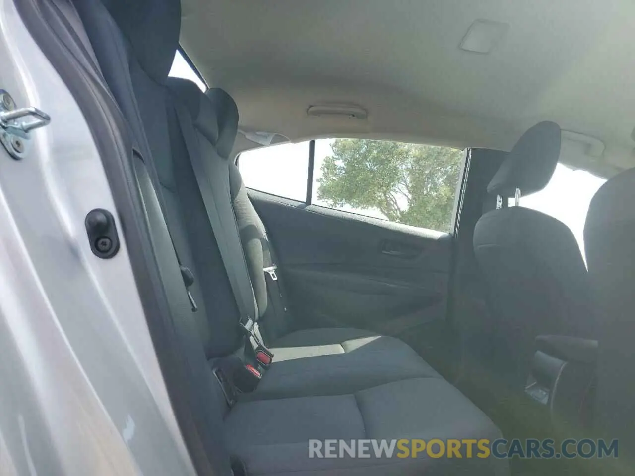 10 fotografías del automóvil dañado 5YFB4MDE5RP137092 TOYOTA COROLLA 2024