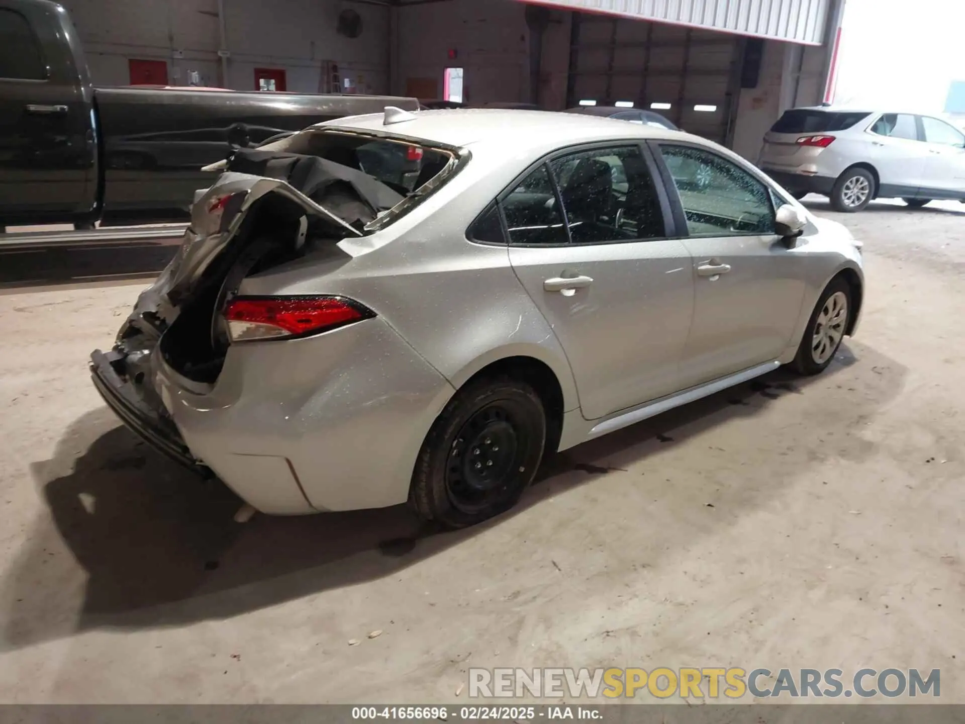 4 fotografías del automóvil dañado 5YFB4MDE5RP140509 TOYOTA COROLLA 2024