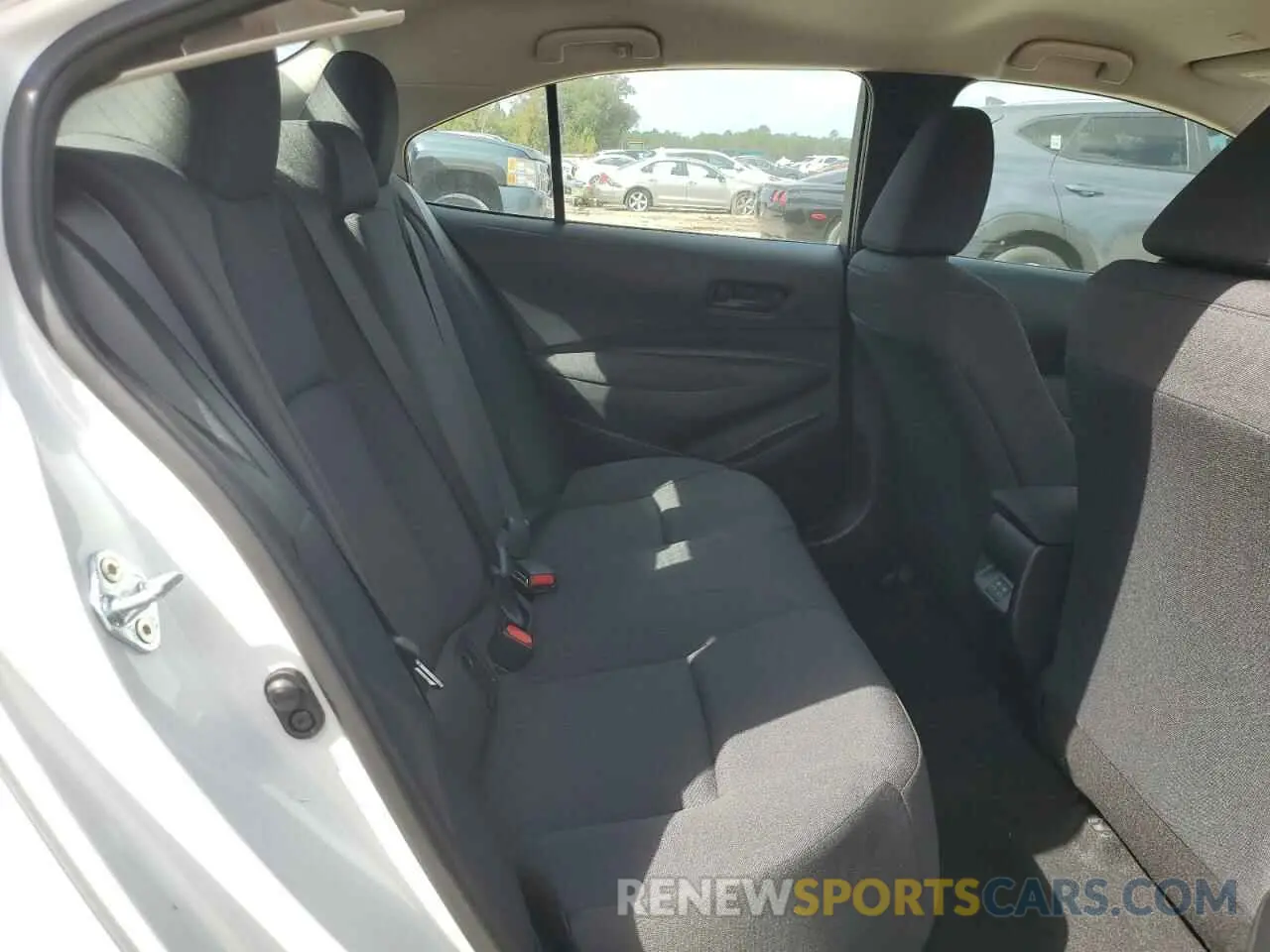 10 fotografías del automóvil dañado 5YFB4MDE5RP141983 TOYOTA COROLLA 2024