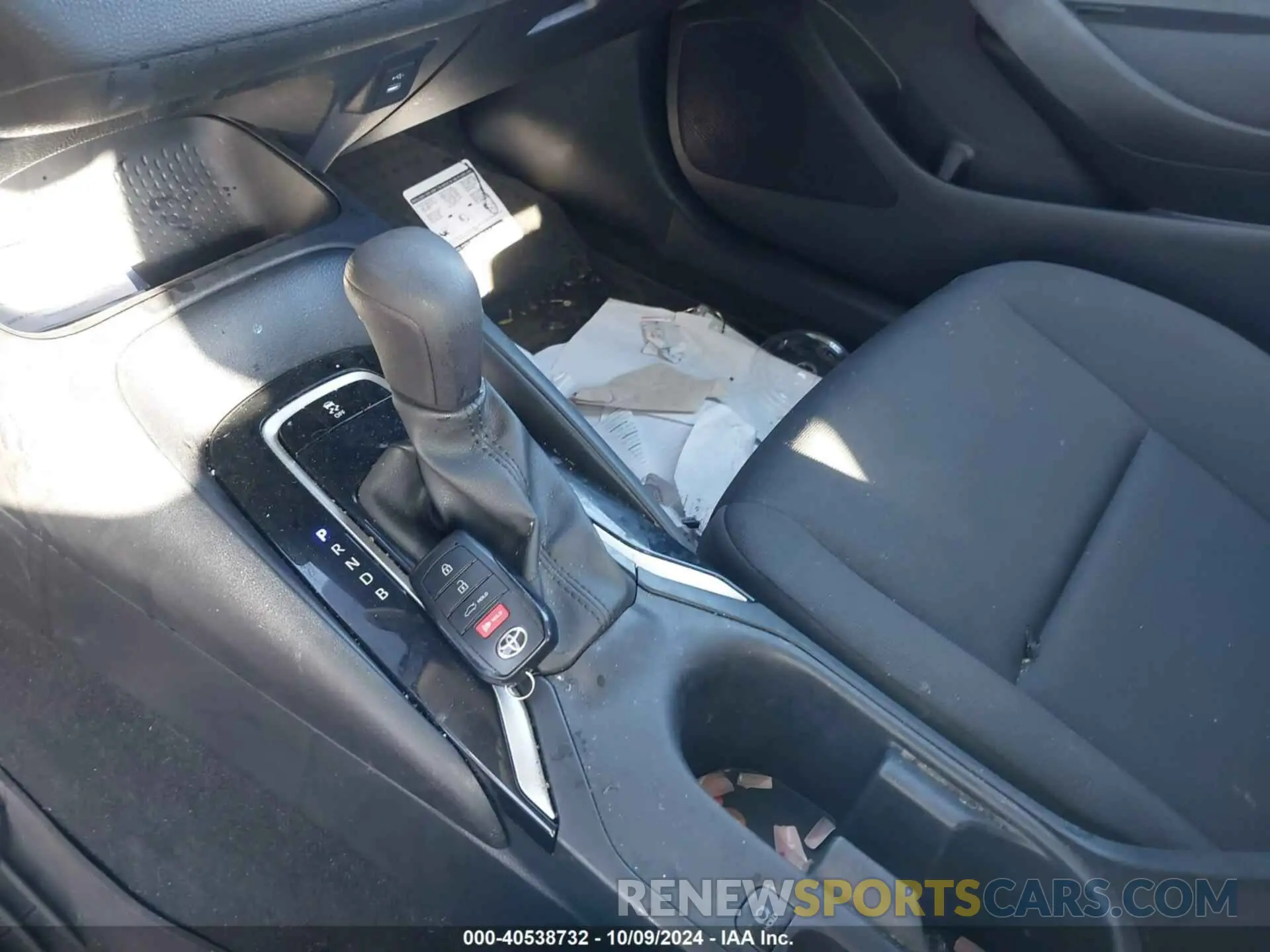11 fotografías del automóvil dañado 5YFB4MDE5RP144706 TOYOTA COROLLA 2024