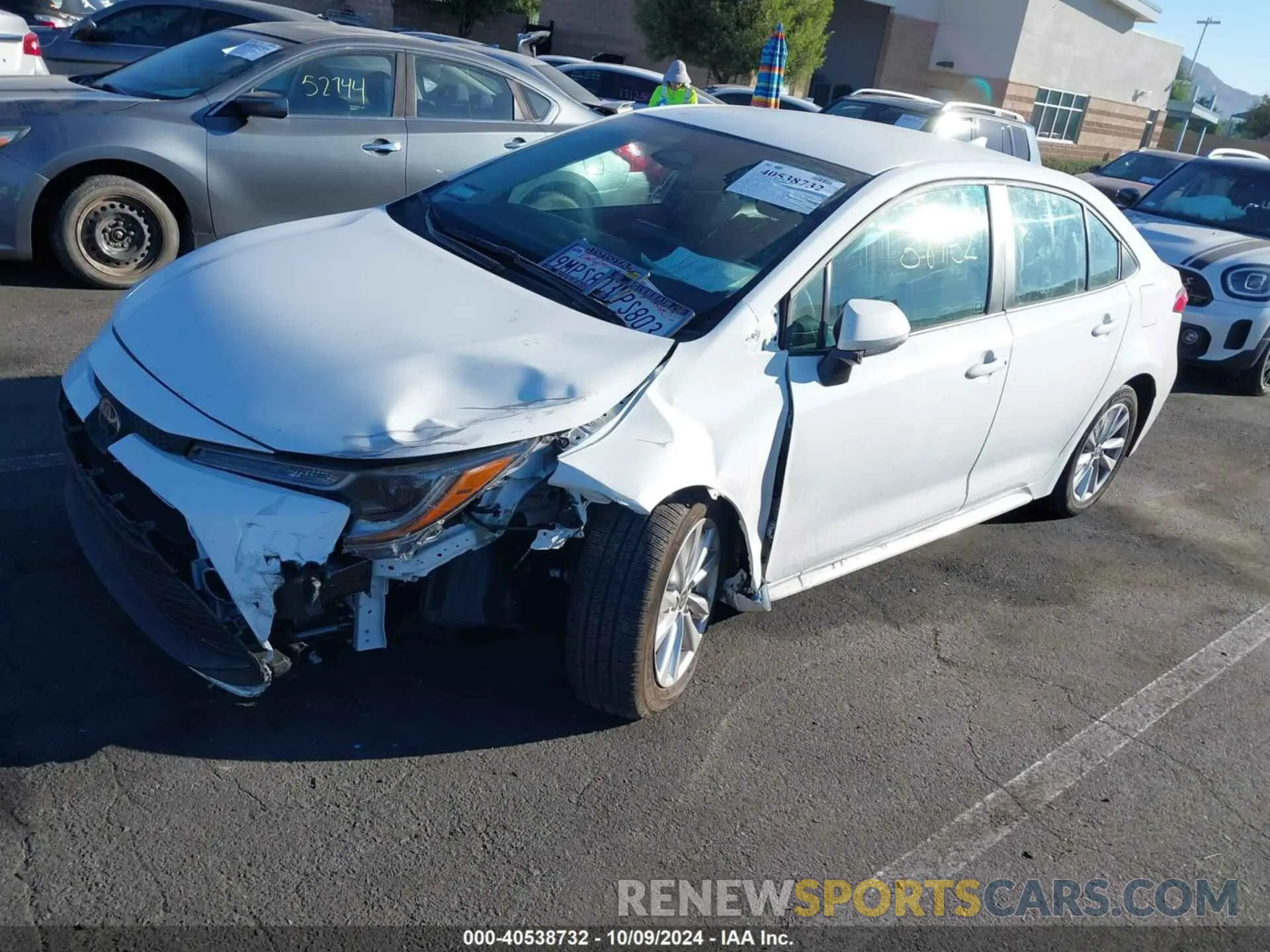 2 fotografías del automóvil dañado 5YFB4MDE5RP144706 TOYOTA COROLLA 2024