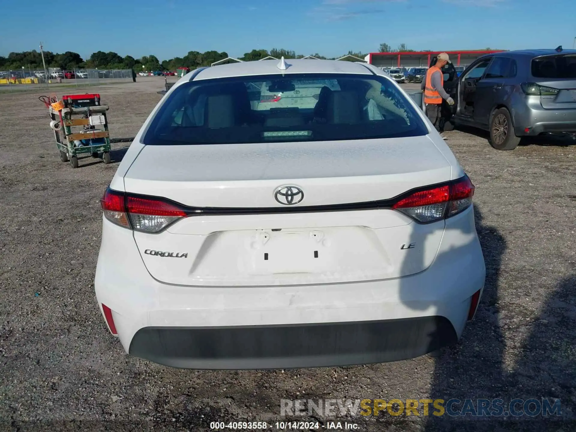 17 fotografías del automóvil dañado 5YFB4MDE5RP145919 TOYOTA COROLLA 2024