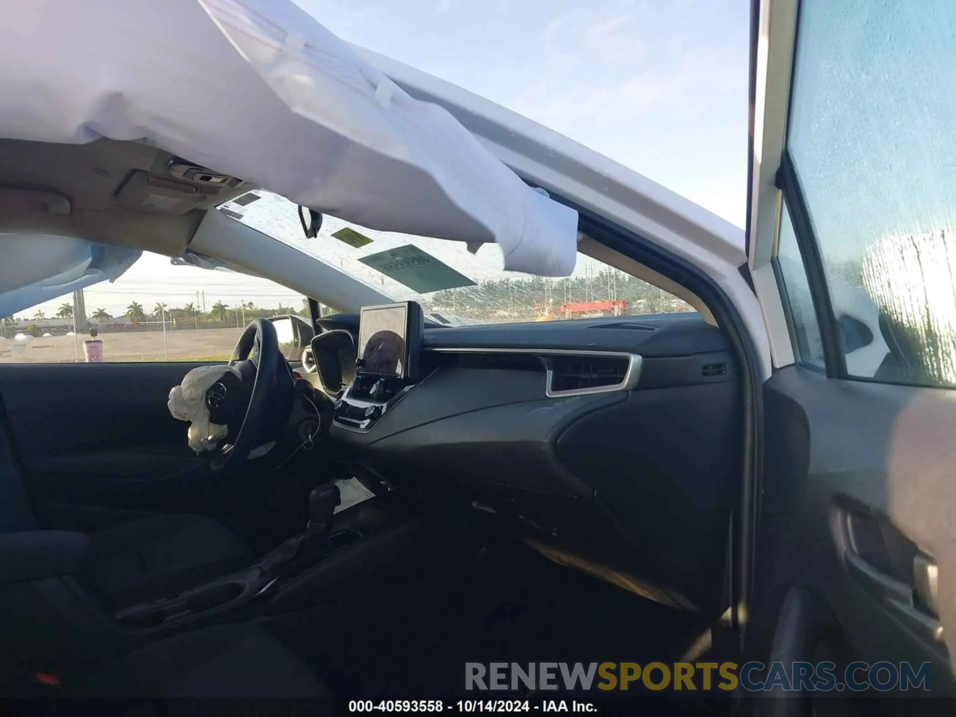 5 fotografías del automóvil dañado 5YFB4MDE5RP145919 TOYOTA COROLLA 2024