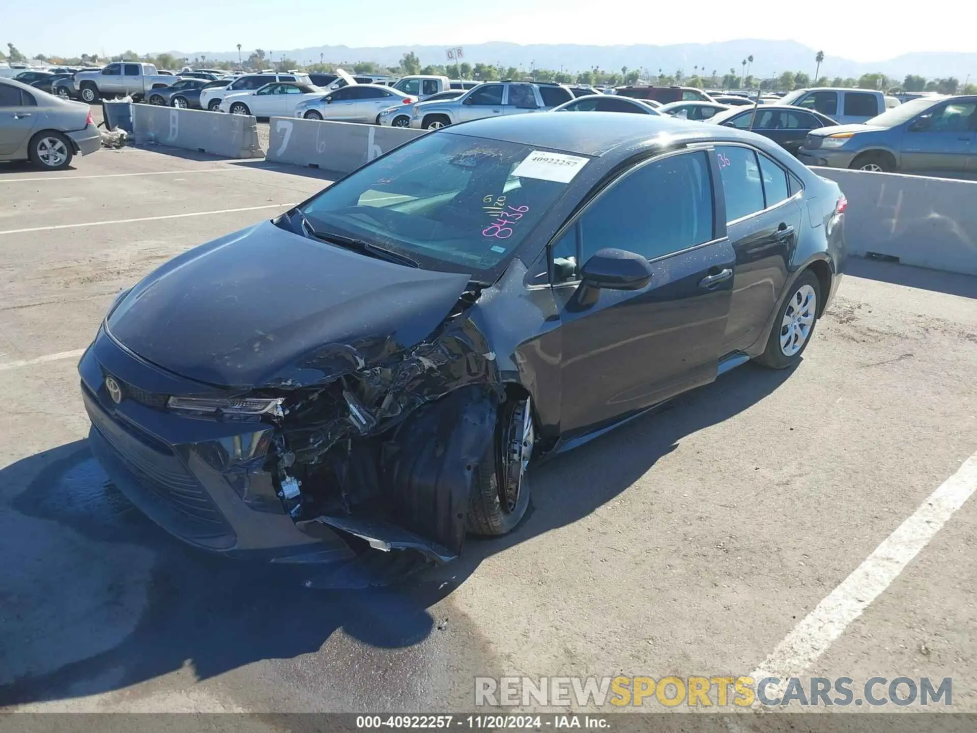 2 fotografías del automóvil dañado 5YFB4MDE5RP166446 TOYOTA COROLLA 2024