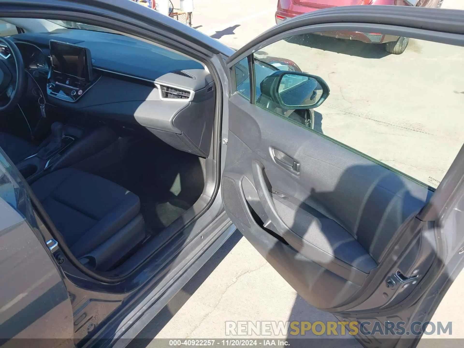 5 fotografías del automóvil dañado 5YFB4MDE5RP166446 TOYOTA COROLLA 2024