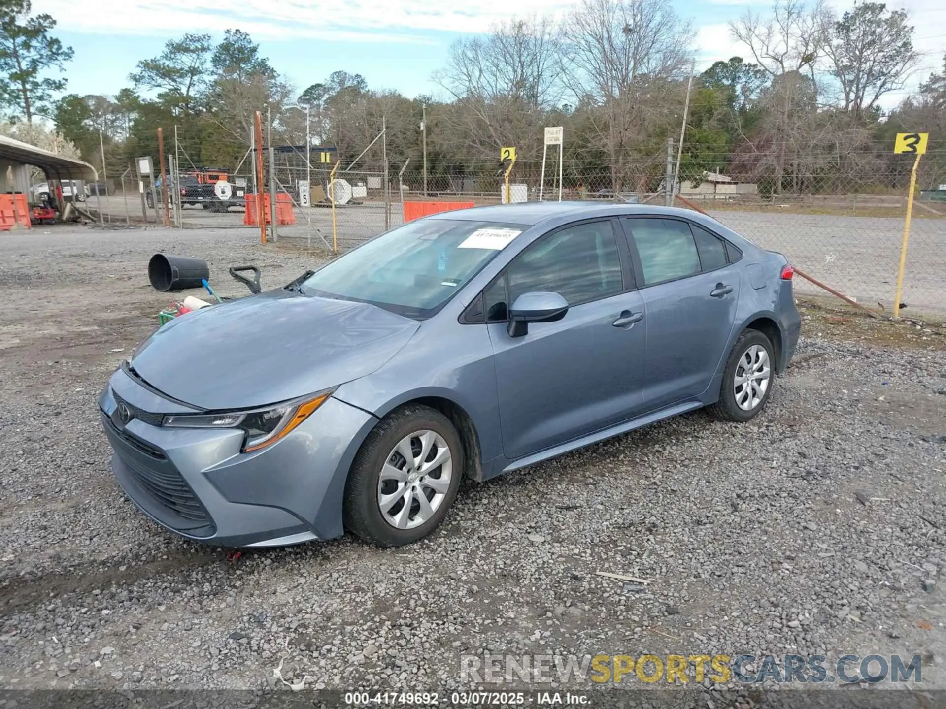 2 fotografías del automóvil dañado 5YFB4MDE5RP168441 TOYOTA COROLLA 2024