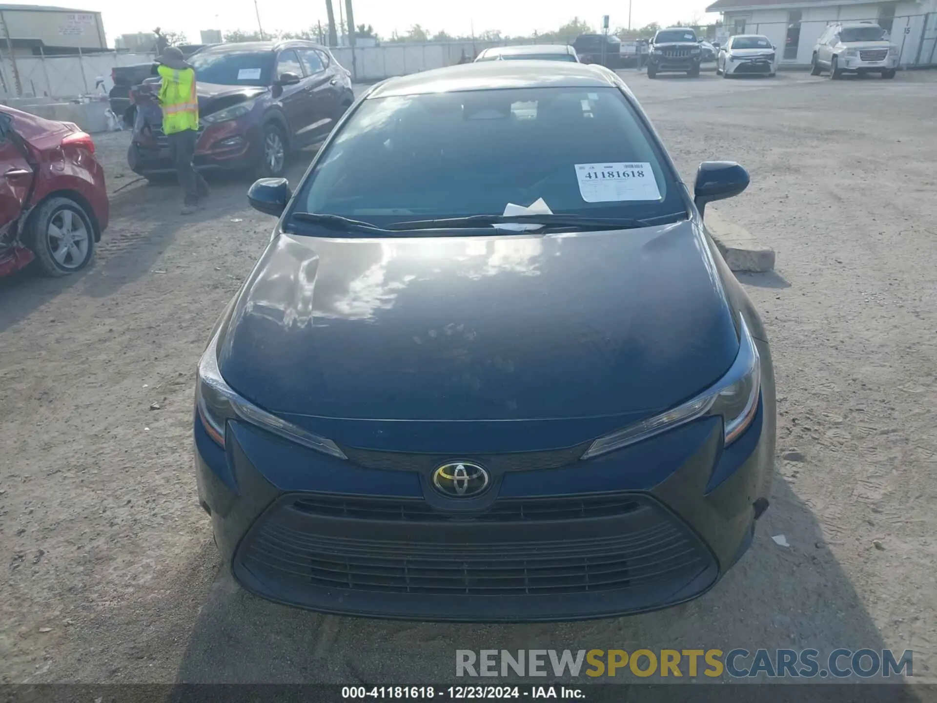 11 fotografías del automóvil dañado 5YFB4MDE5RP180962 TOYOTA COROLLA 2024