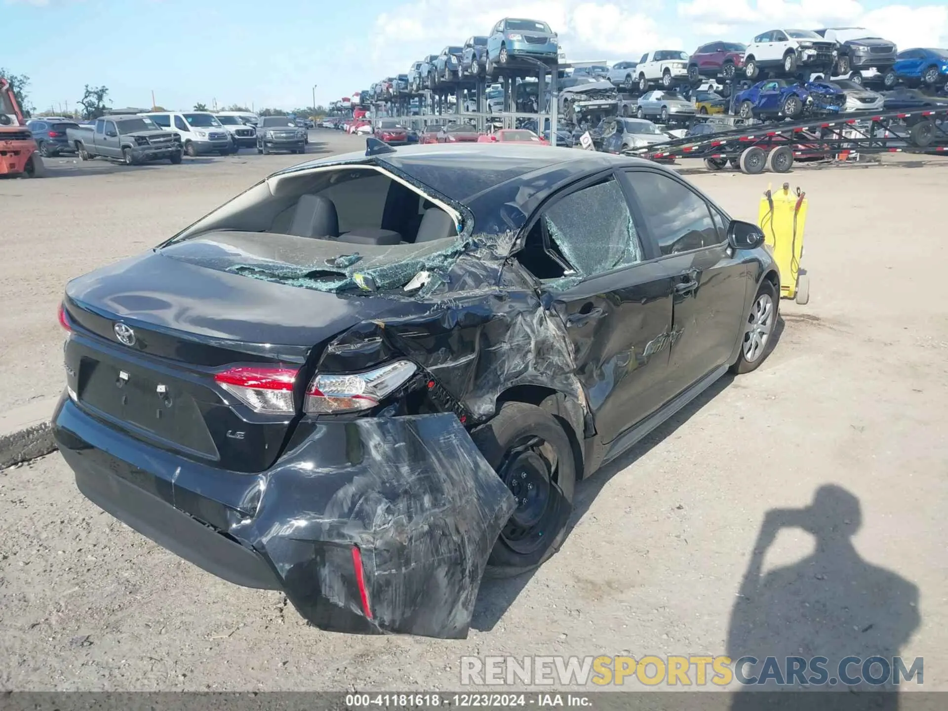 4 fotografías del automóvil dañado 5YFB4MDE5RP180962 TOYOTA COROLLA 2024