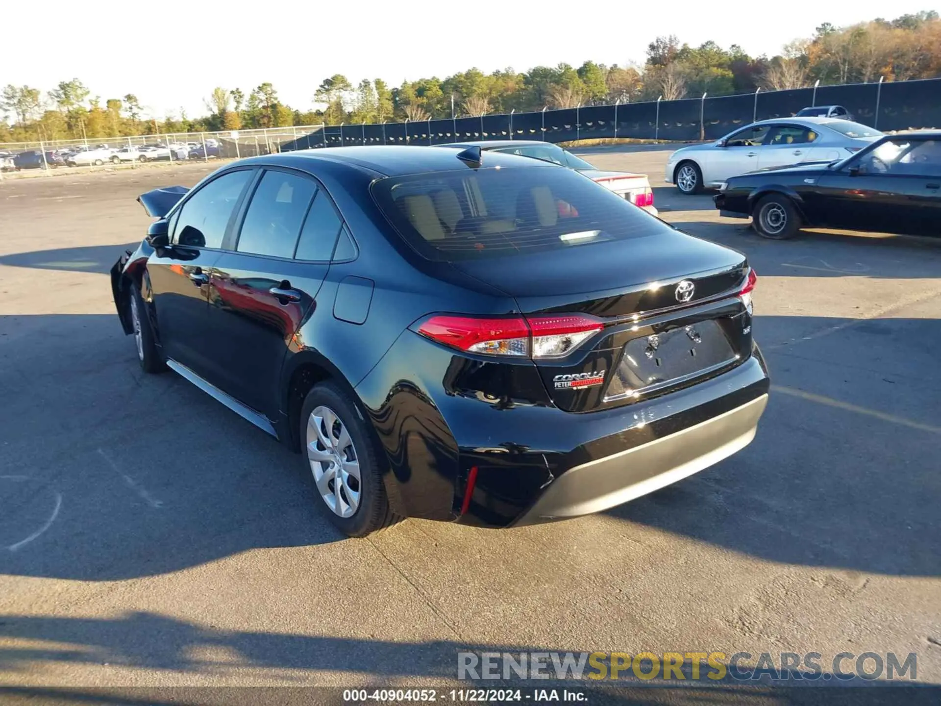 3 fotografías del automóvil dañado 5YFB4MDE5RP187202 TOYOTA COROLLA 2024