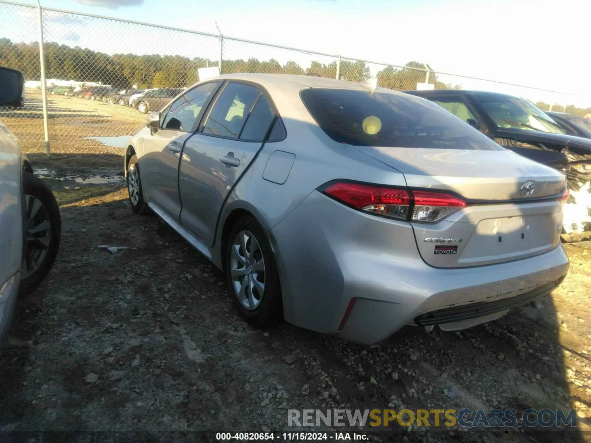 3 fotografías del automóvil dañado 5YFB4MDE5RP187992 TOYOTA COROLLA 2024