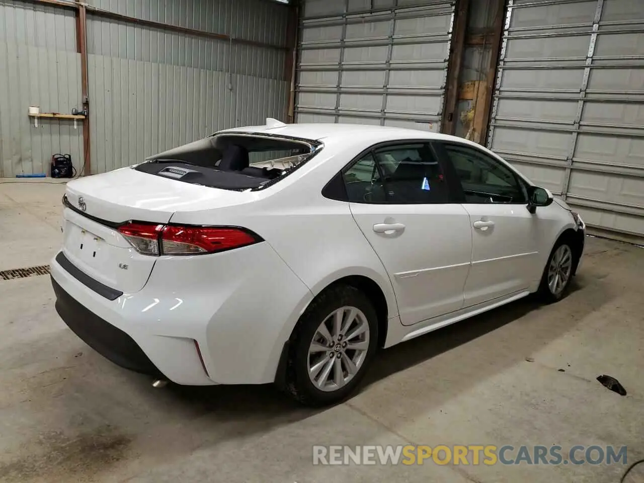 3 fotografías del automóvil dañado 5YFB4MDE5RP189256 TOYOTA COROLLA 2024