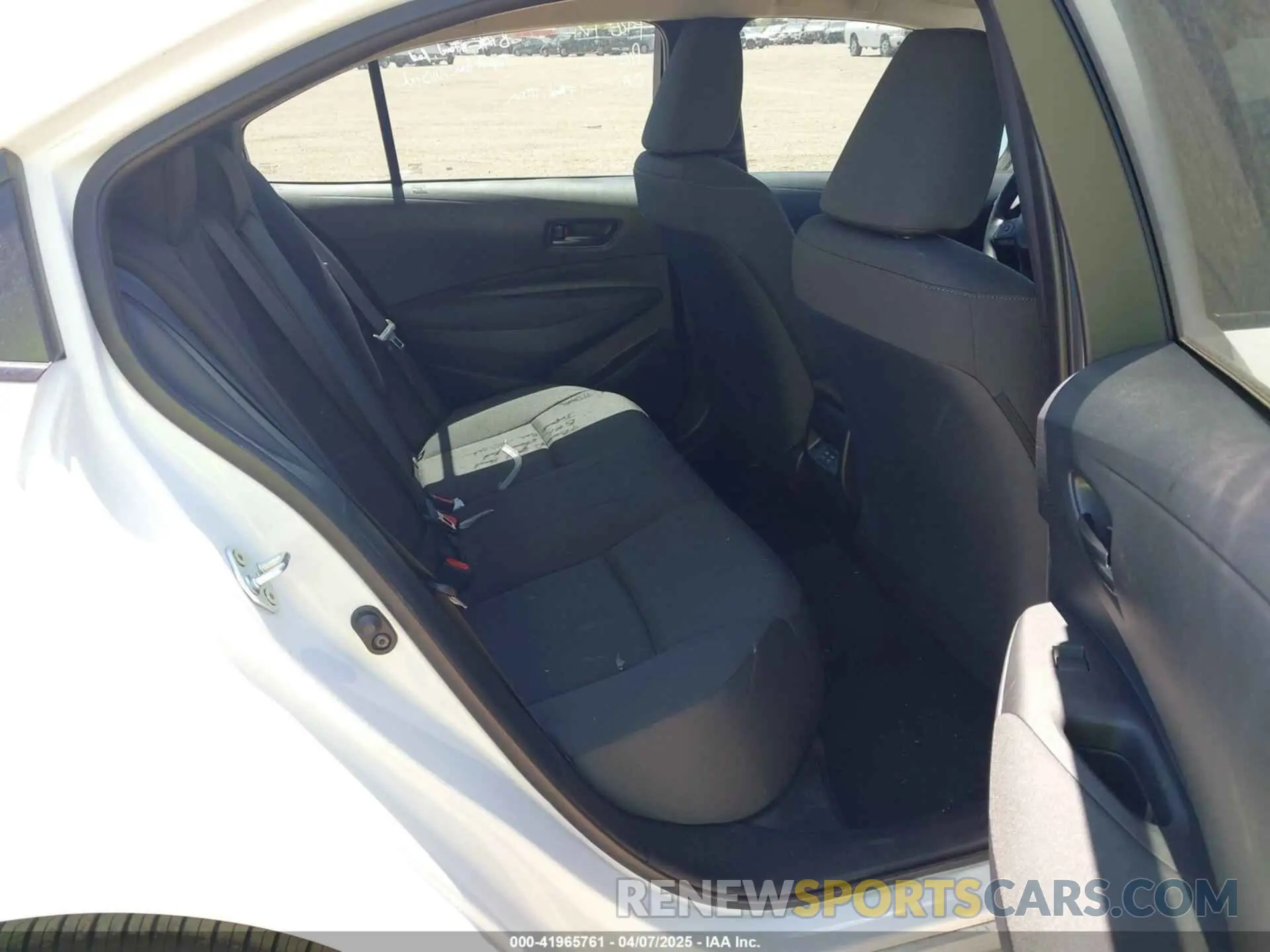 8 fotografías del automóvil dañado 5YFB4MDE5RP210865 TOYOTA COROLLA 2024