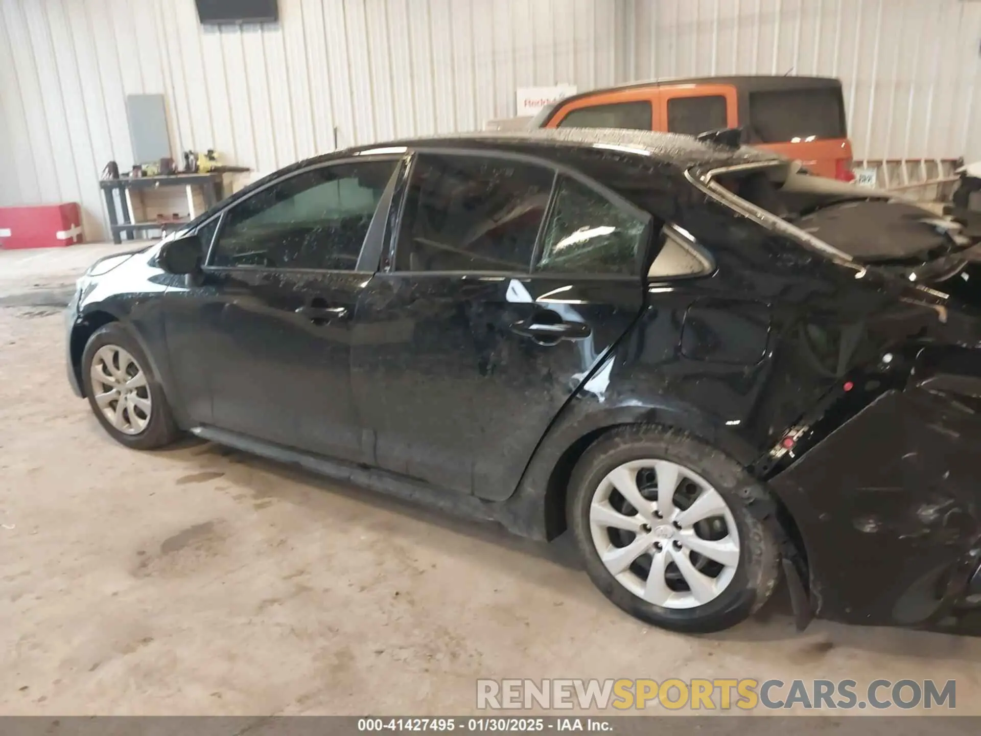 14 fotografías del automóvil dañado 5YFB4MDE5RP211028 TOYOTA COROLLA 2024