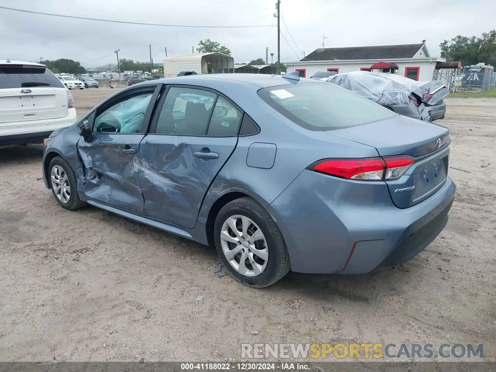 3 fotografías del automóvil dañado 5YFB4MDE6RP117000 TOYOTA COROLLA 2024