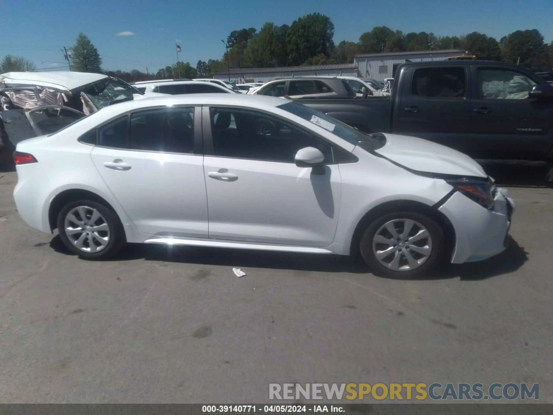 13 fotografías del automóvil dañado 5YFB4MDE6RP128501 TOYOTA COROLLA 2024