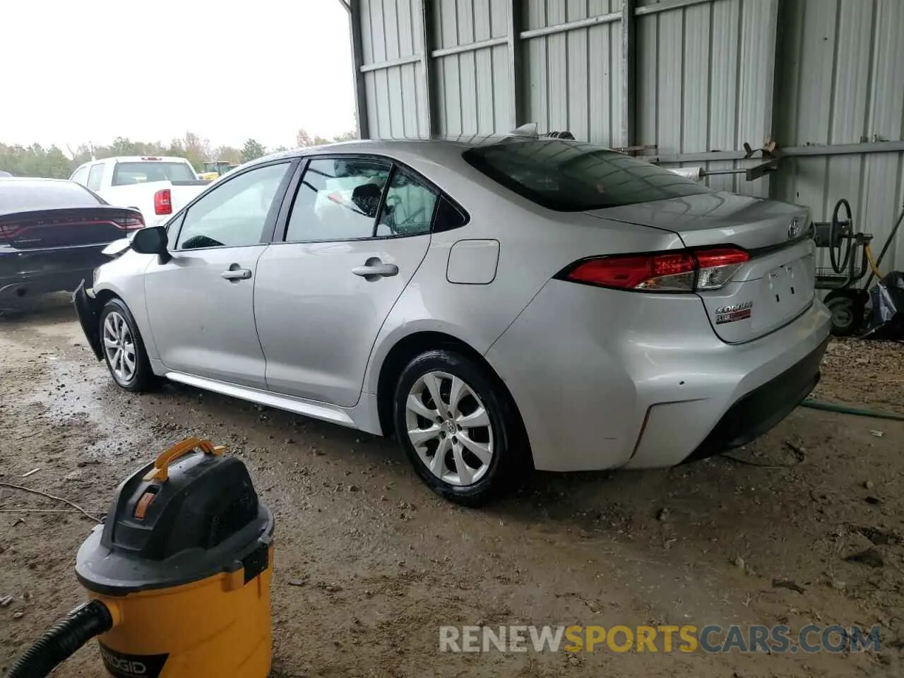 2 fotografías del automóvil dañado 5YFB4MDE6RP134069 TOYOTA COROLLA 2024