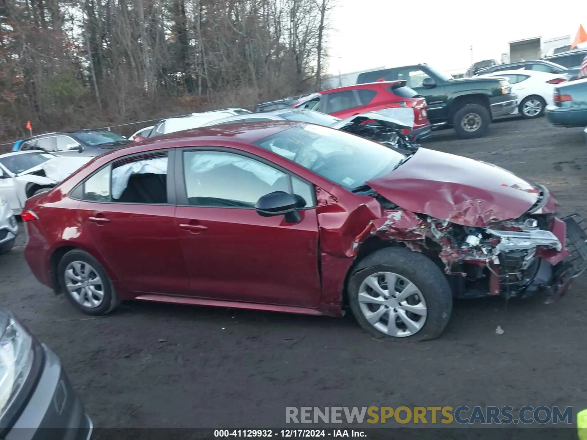 13 fotografías del automóvil dañado 5YFB4MDE6RP158629 TOYOTA COROLLA 2024