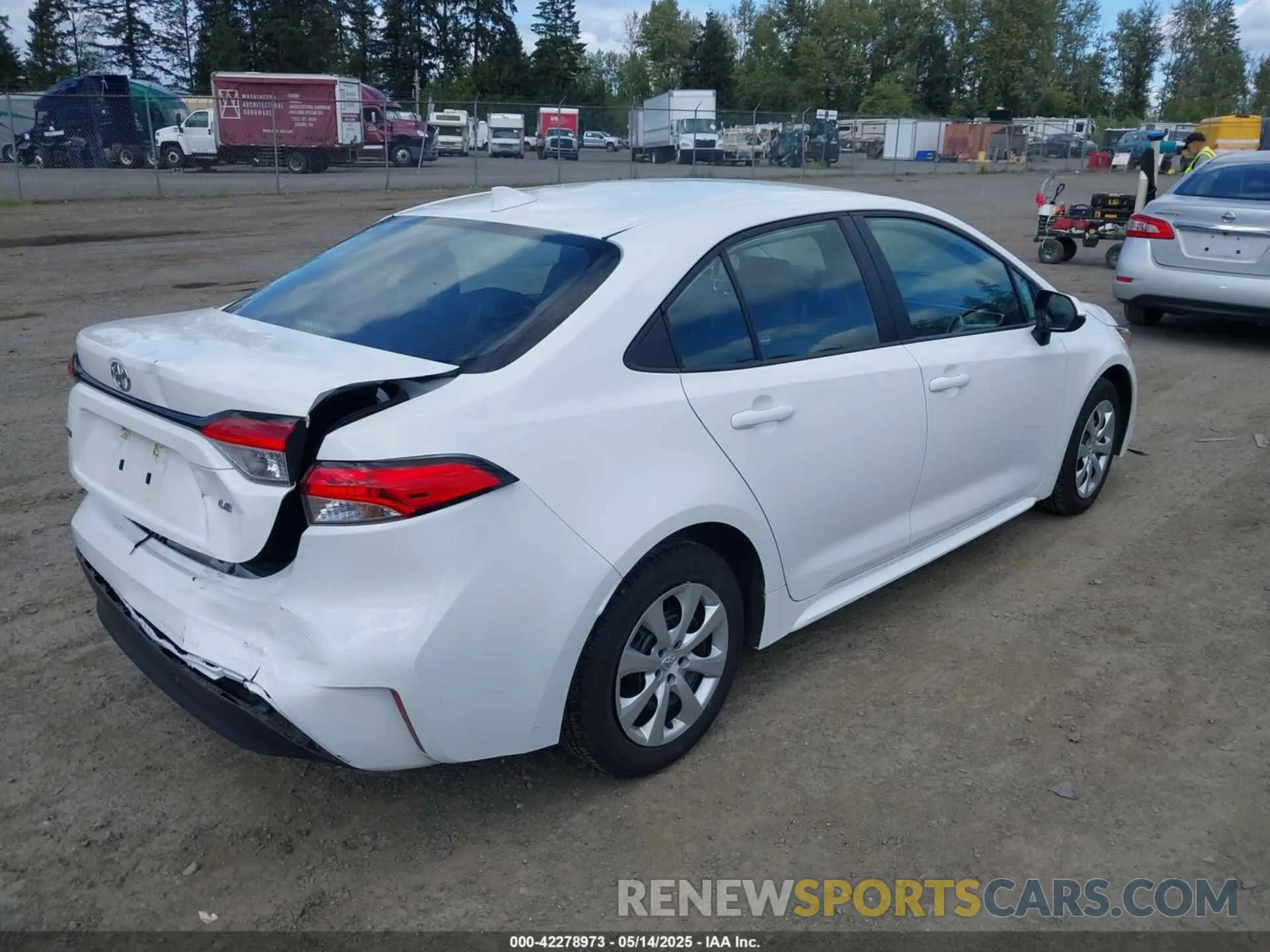 4 fotografías del automóvil dañado 5YFB4MDE6RP176581 TOYOTA COROLLA 2024