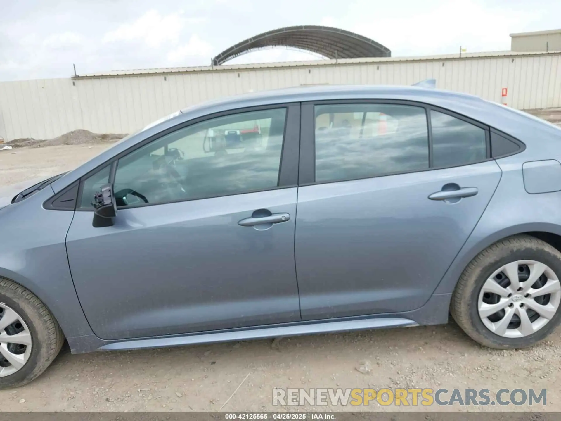 14 fotografías del automóvil dañado 5YFB4MDE6RP179593 TOYOTA COROLLA 2024