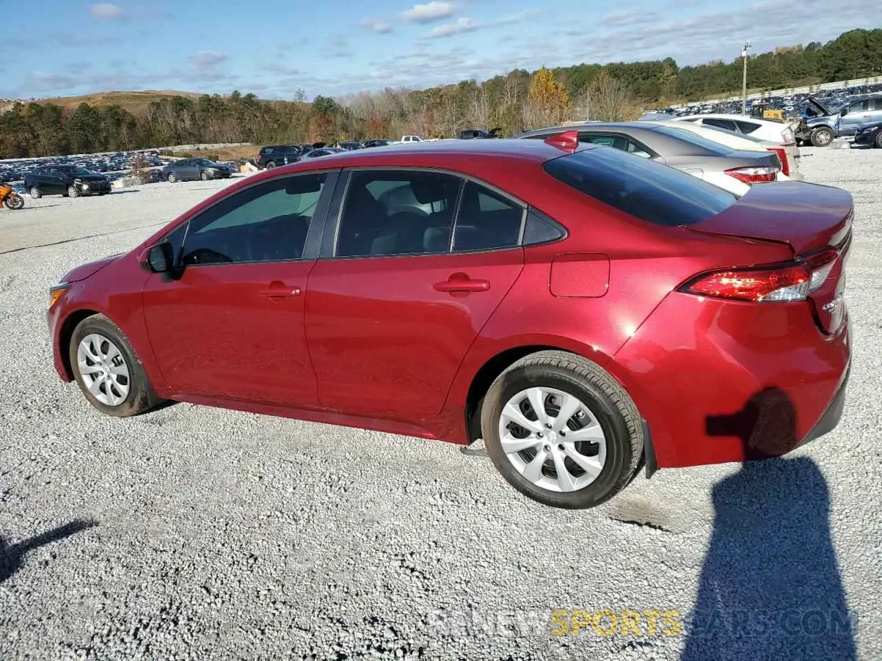 2 fotografías del automóvil dañado 5YFB4MDE6RP207358 TOYOTA COROLLA 2024