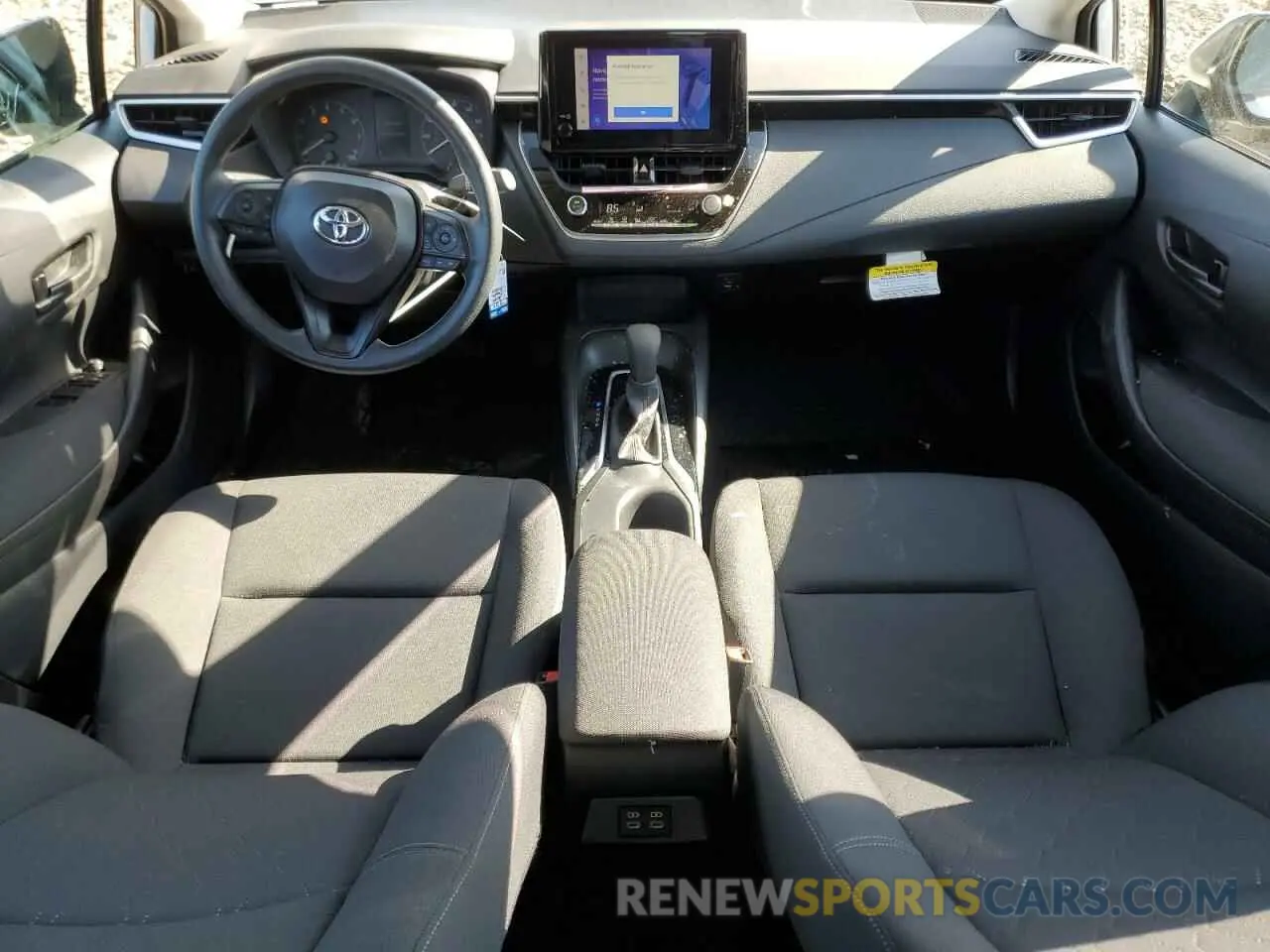 8 fotografías del automóvil dañado 5YFB4MDE6RP211328 TOYOTA COROLLA 2024